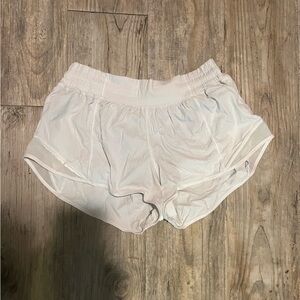 Lulu White Hotty Hot Shorts